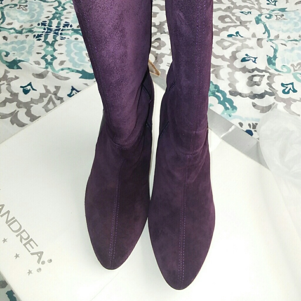 Purple suede high heeled boots - Picture 7 of 8
